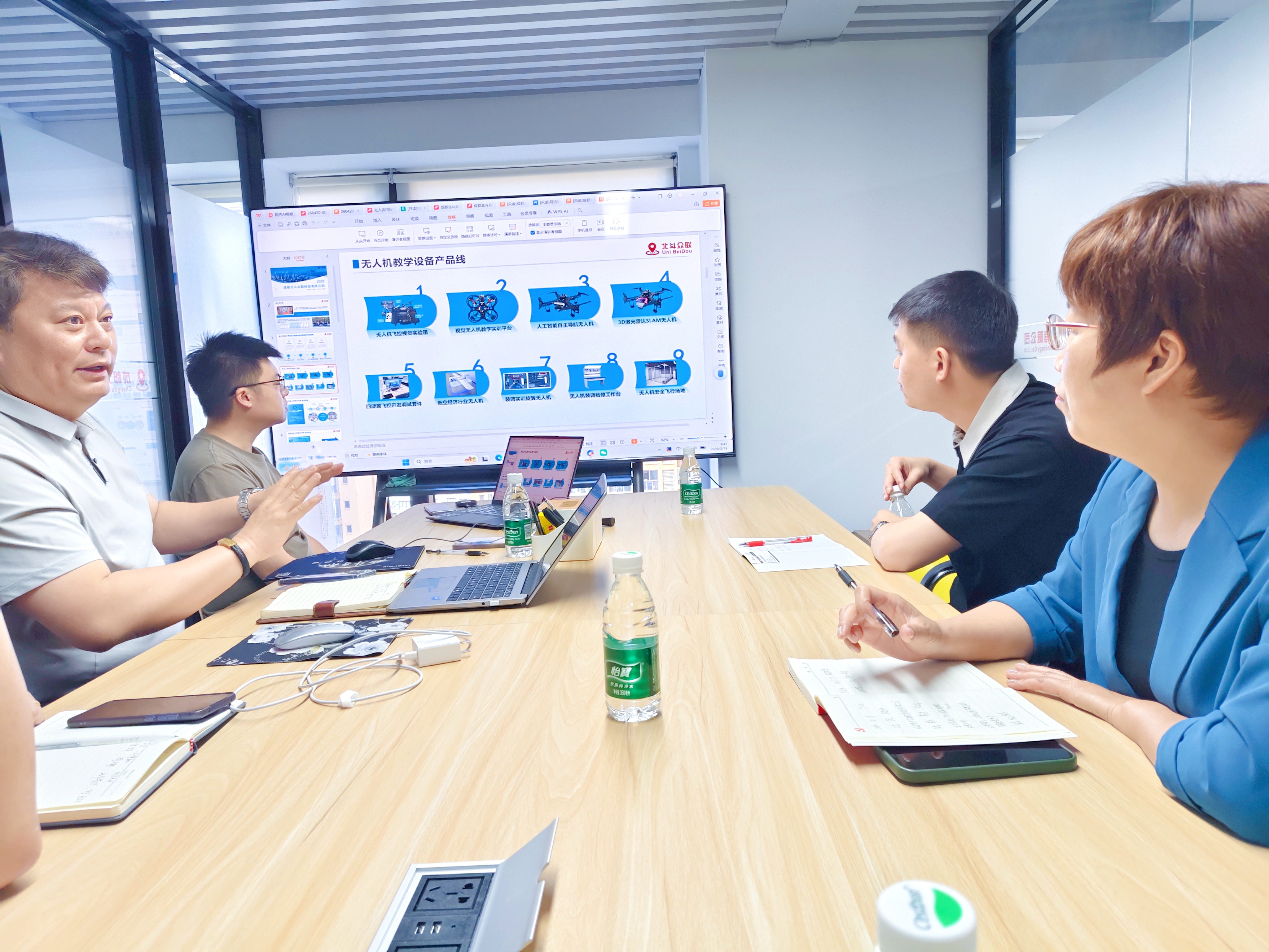 重庆移通学院计算机学院到访北斗众联，共探低空经济人才培养新路径